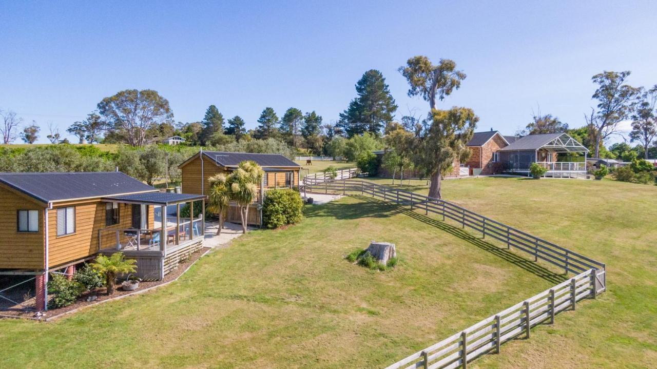Hazelcreek Cottages Exeter Eksteriør billede